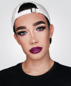 Covergirl'ün İlk Erkek Büyükelçisiyle Tanışın!  