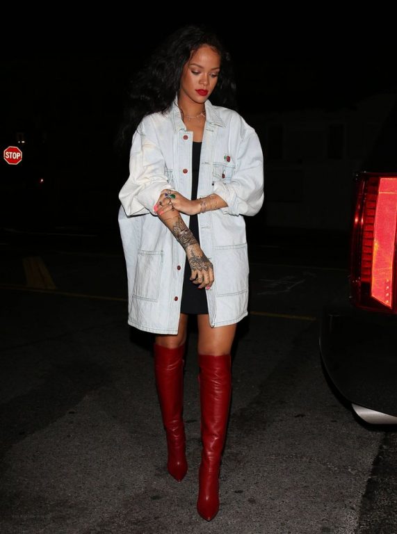 Rihanna'nın Sokak Stilini İnceledik