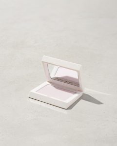 Fenty Beauty İncelemesi | Rihanna'nın Favori Güzellik Ürünleri  