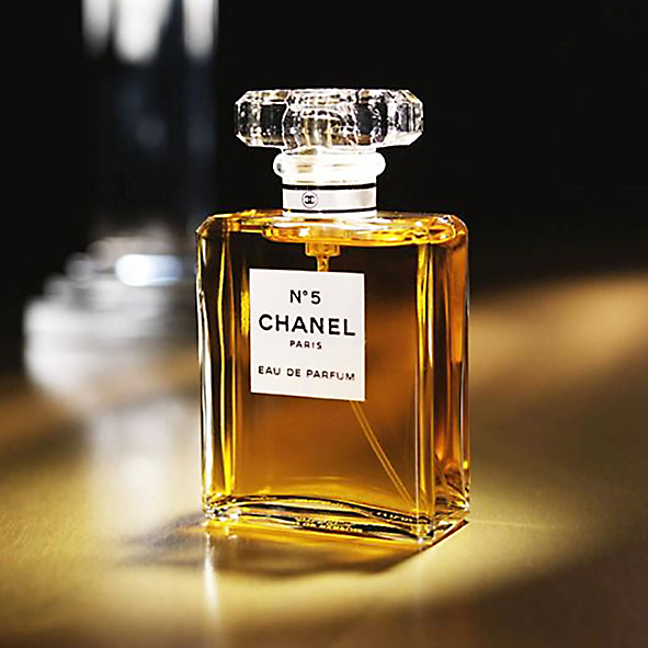 Chanel'den Alınması Gereken 5 Ürün  