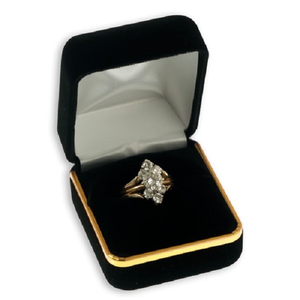 Jewelry And Accessories From Walmart That Only Look Expensive  