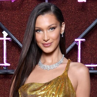Bella Hadid’in Parlak Cildinin Sırları Nelerdir?  